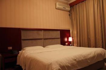 Dongfang Hotel Harbin Exterior photo